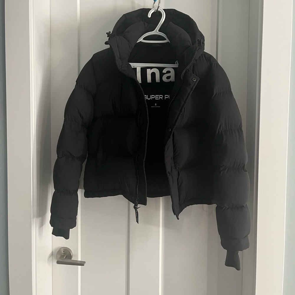 Aritzia super puff shorty